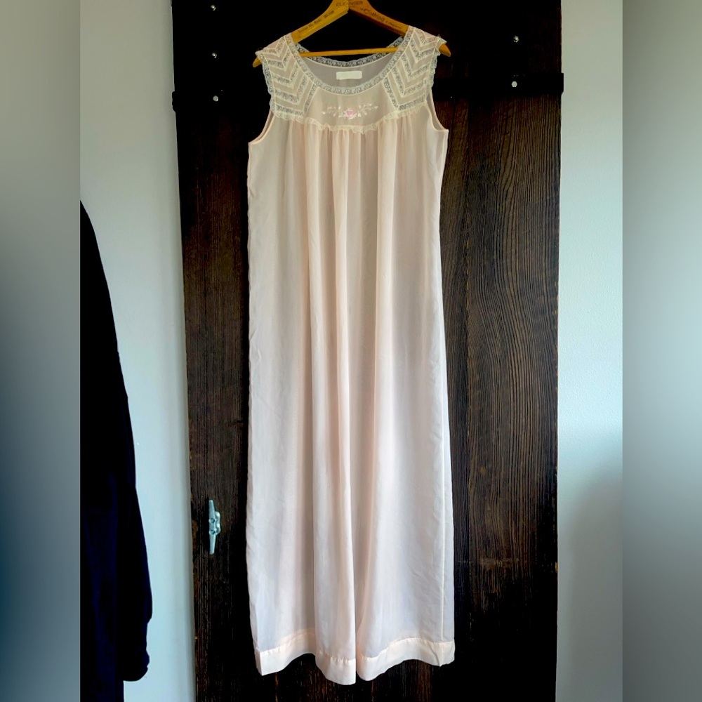 Vintage sheer cotton long nightgown with embroidery and lace Size XL